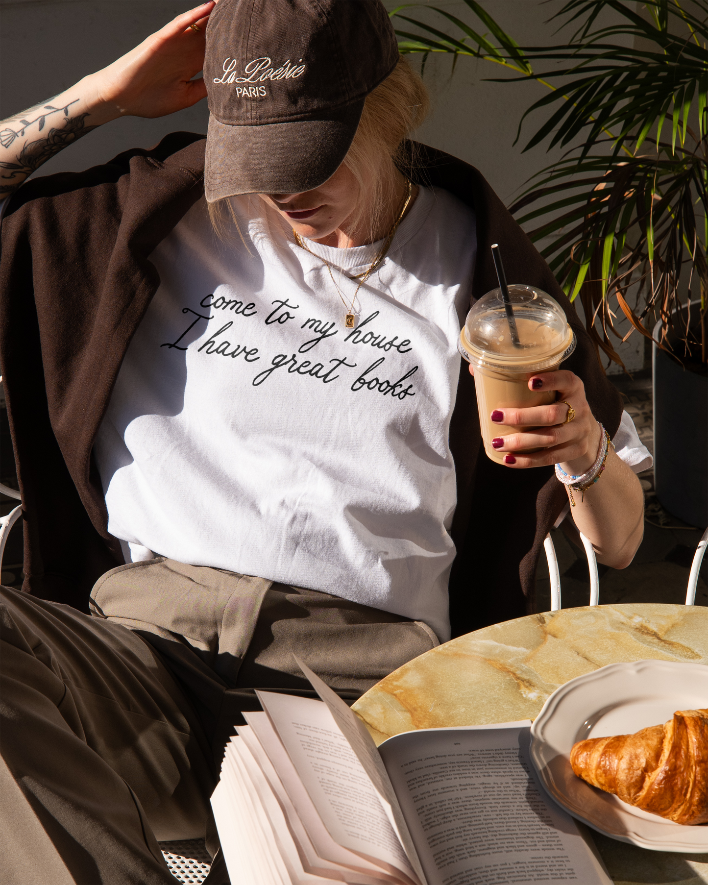 Come to My House I Have Great Books Cursive Premium T-Shirt