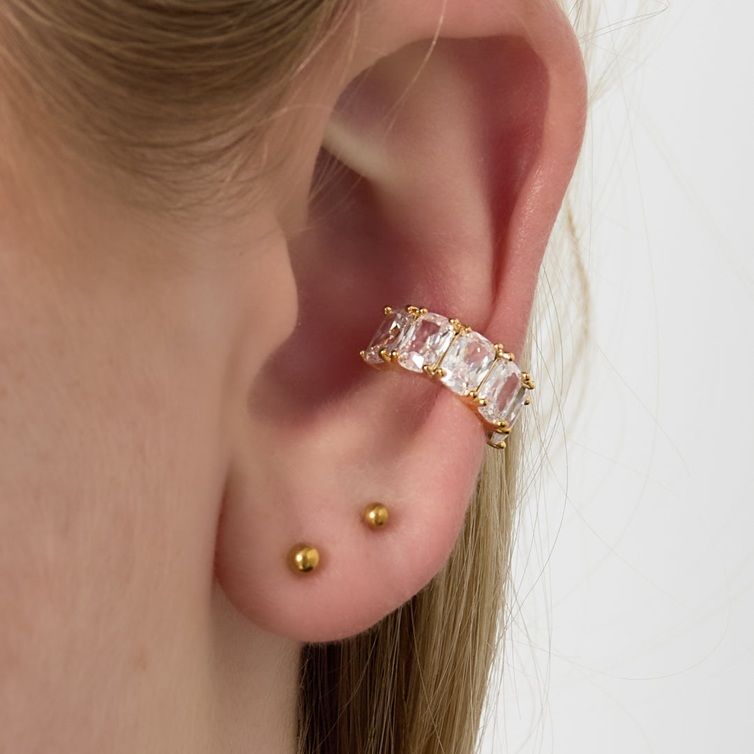 Ear cuff glamour