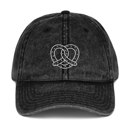 Pretzel Line Embroidered Vintage Cap